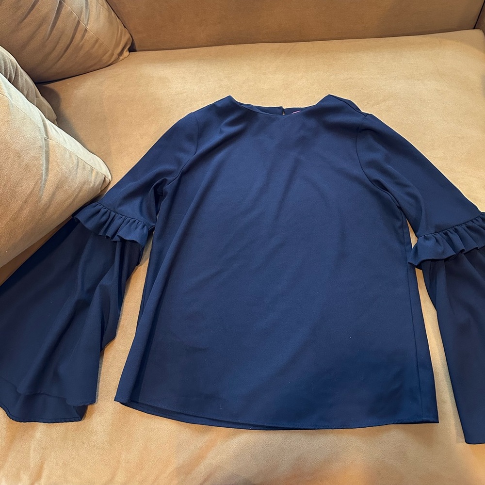Catherine Malandrino Black Top Bell Sleeves Sz XS It's Camera Shy!